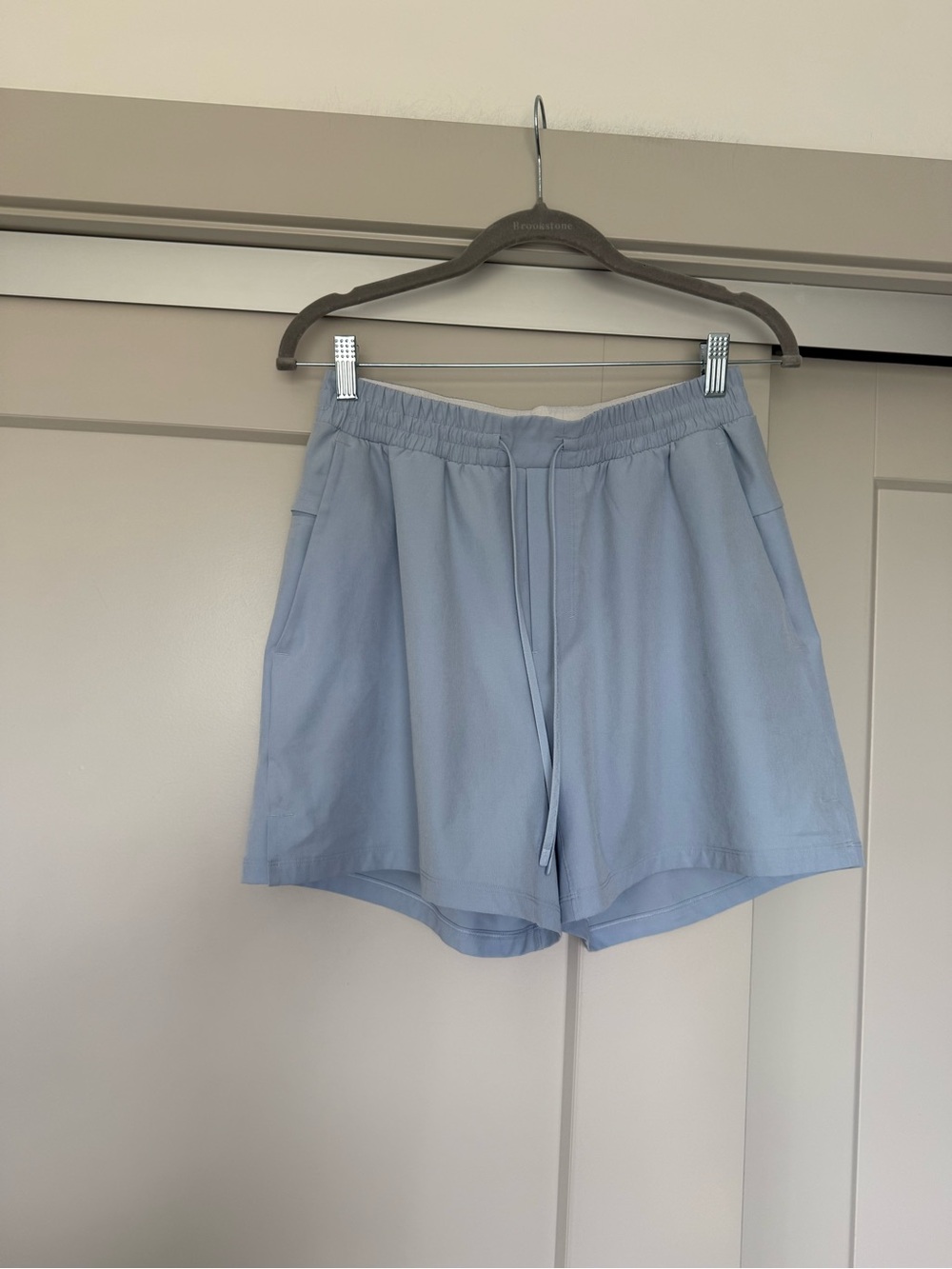 Lululemon men’s baby blue shorts